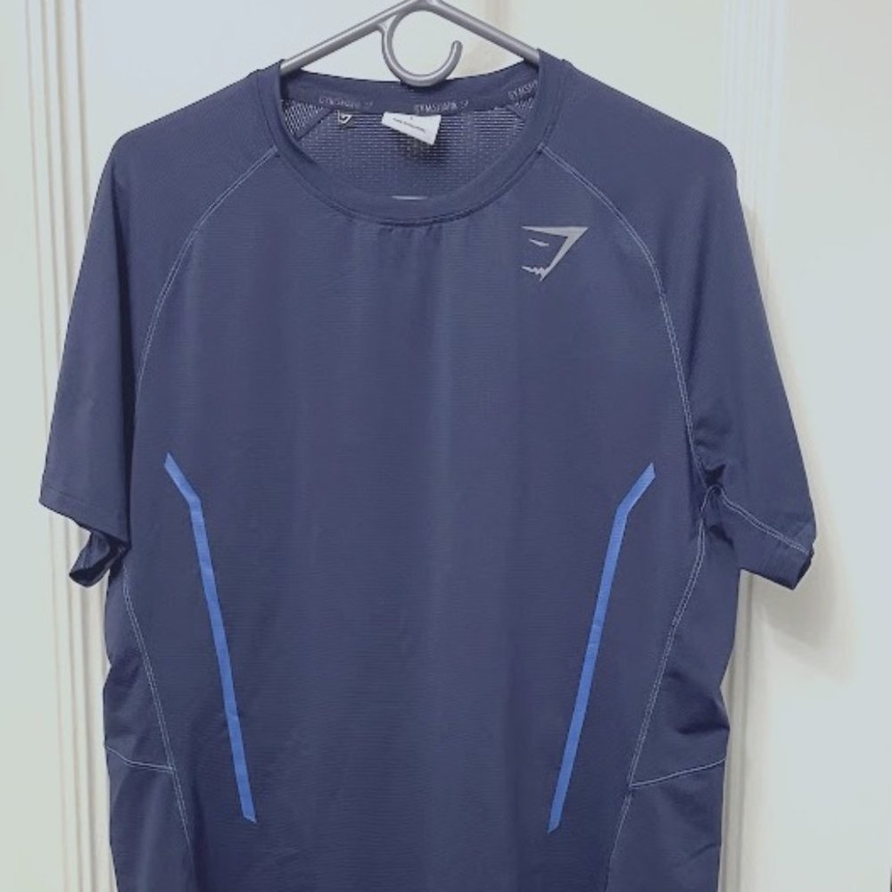 Gymshark Shirt